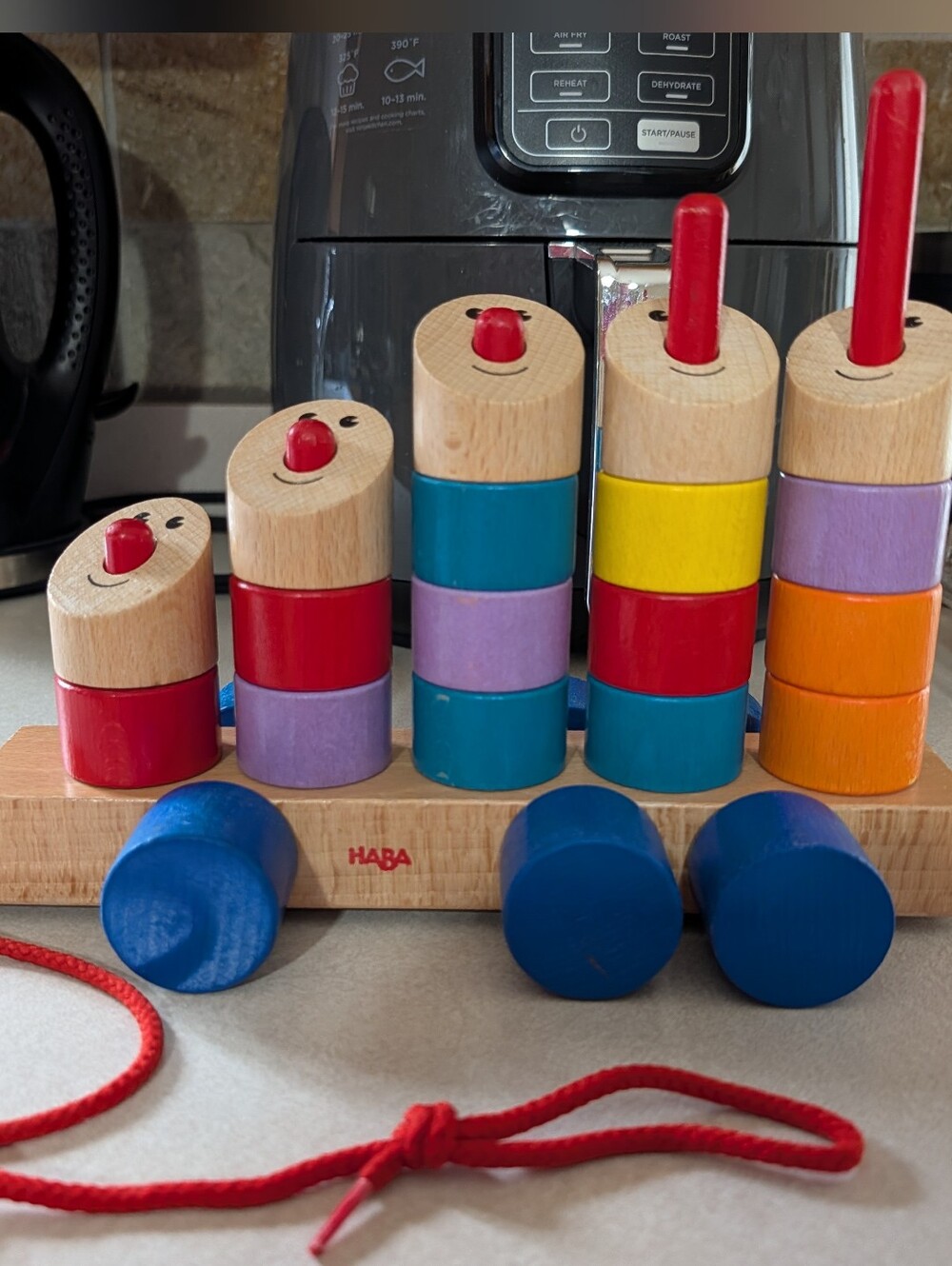 Convoi Pull & Stack Toy - Picture 5 of 5